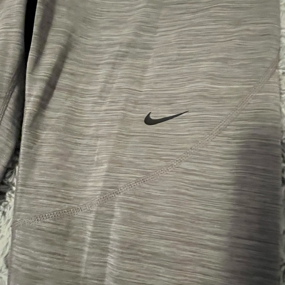 Nike pros - Picture 2 of 4